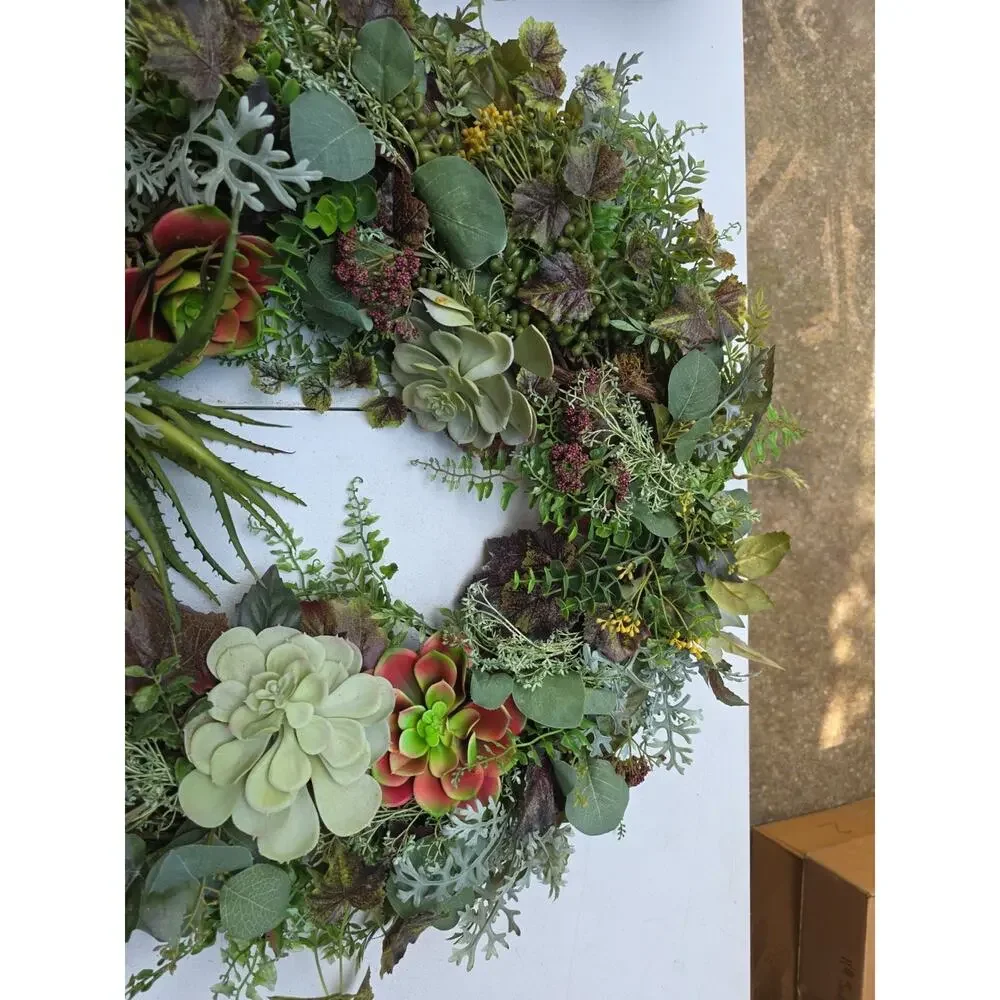 Succulent Green Wreath Eucalyptus 30